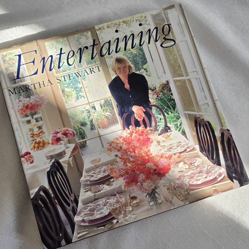 Martha Stewart Entertaining Book